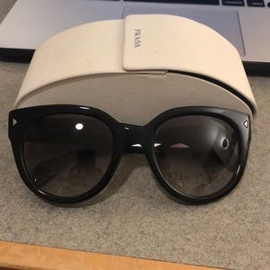 Prada Sunglasses PRO17S